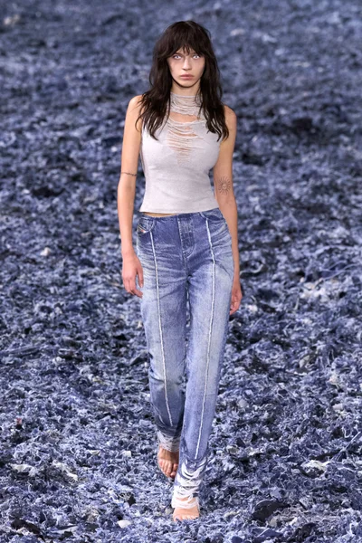 Look 9